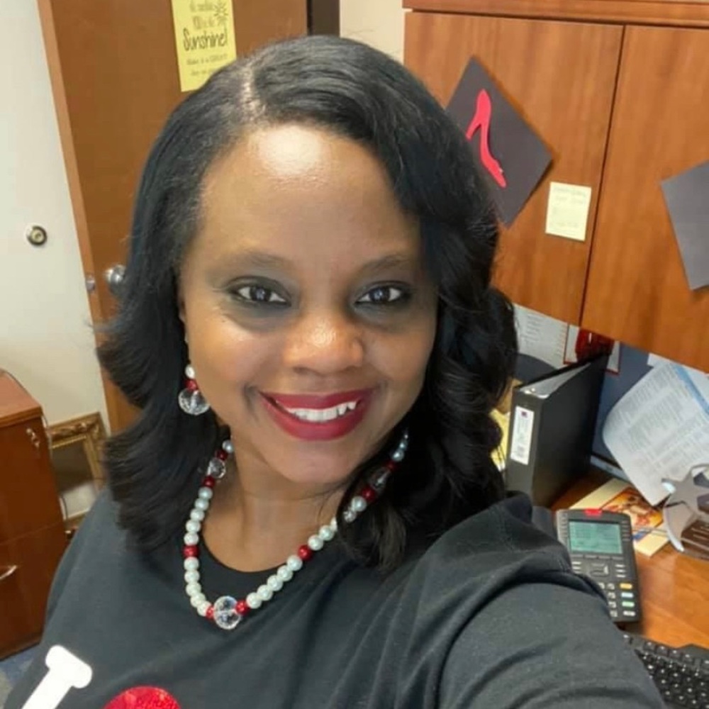 Meet your Posher, Angela